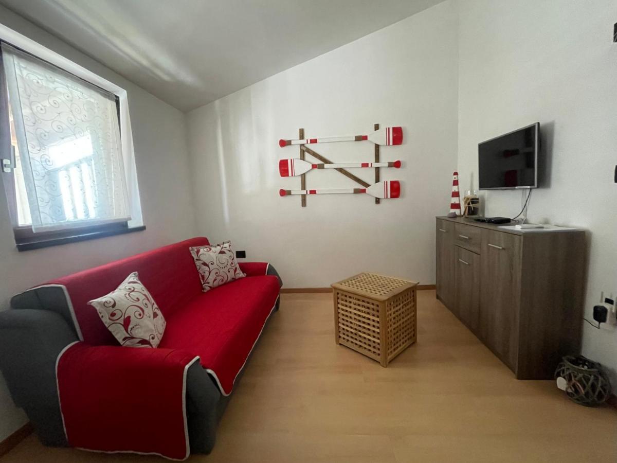 Residence4A-Appartamento Rosso Ravni Exterior photo