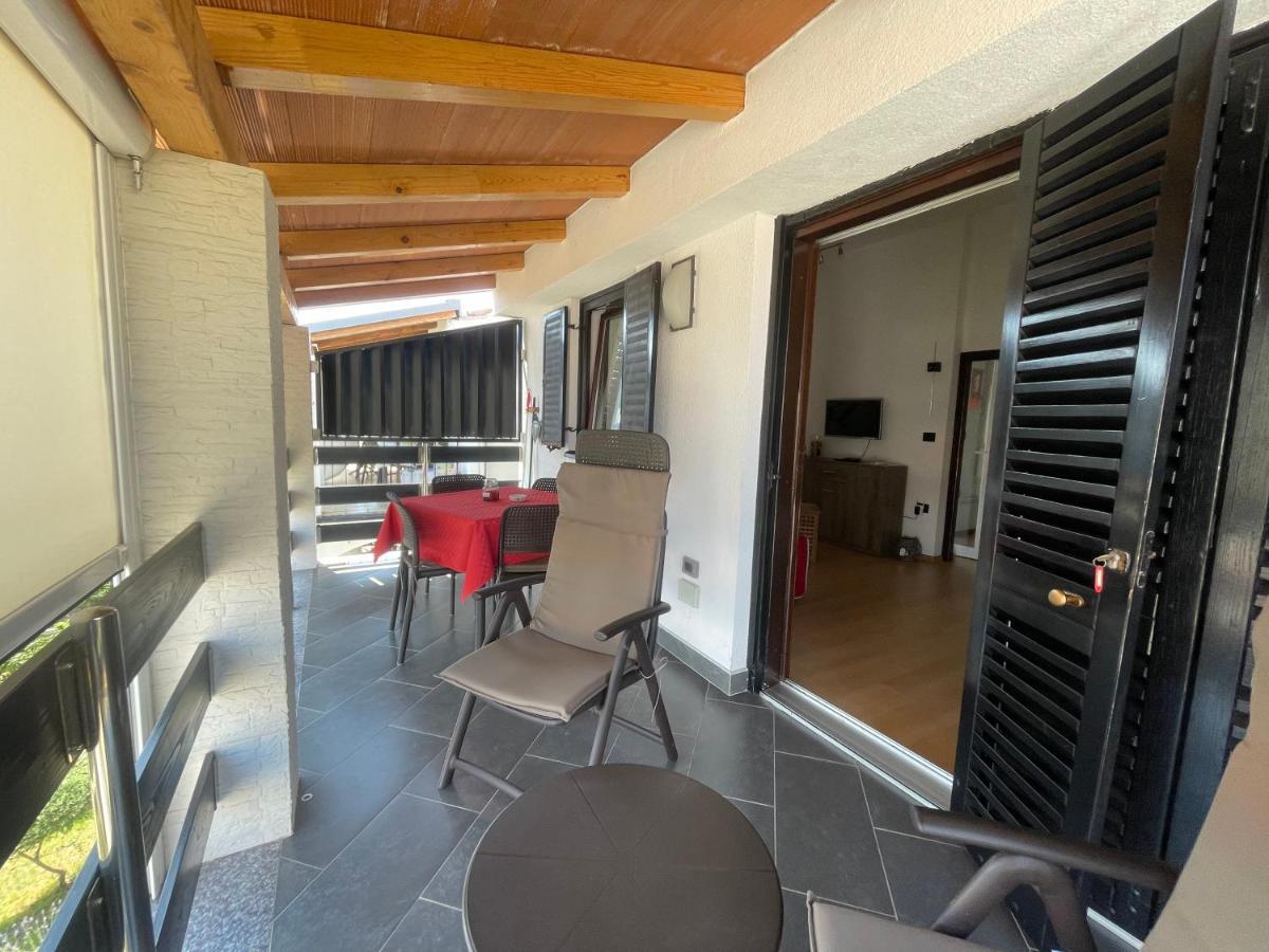 Residence4A-Appartamento Rosso Ravni Exterior photo